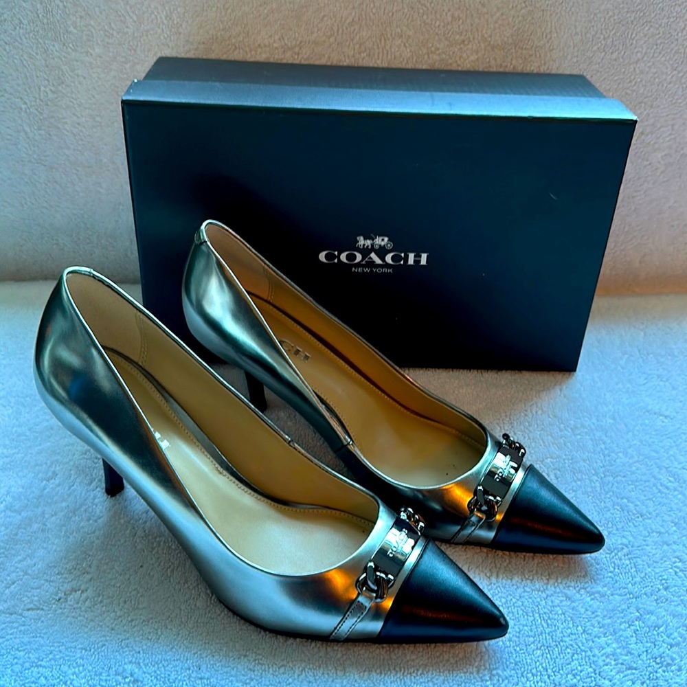 Women's Coach Bowery Mirror Gunmetal / Silver & Black 9.5